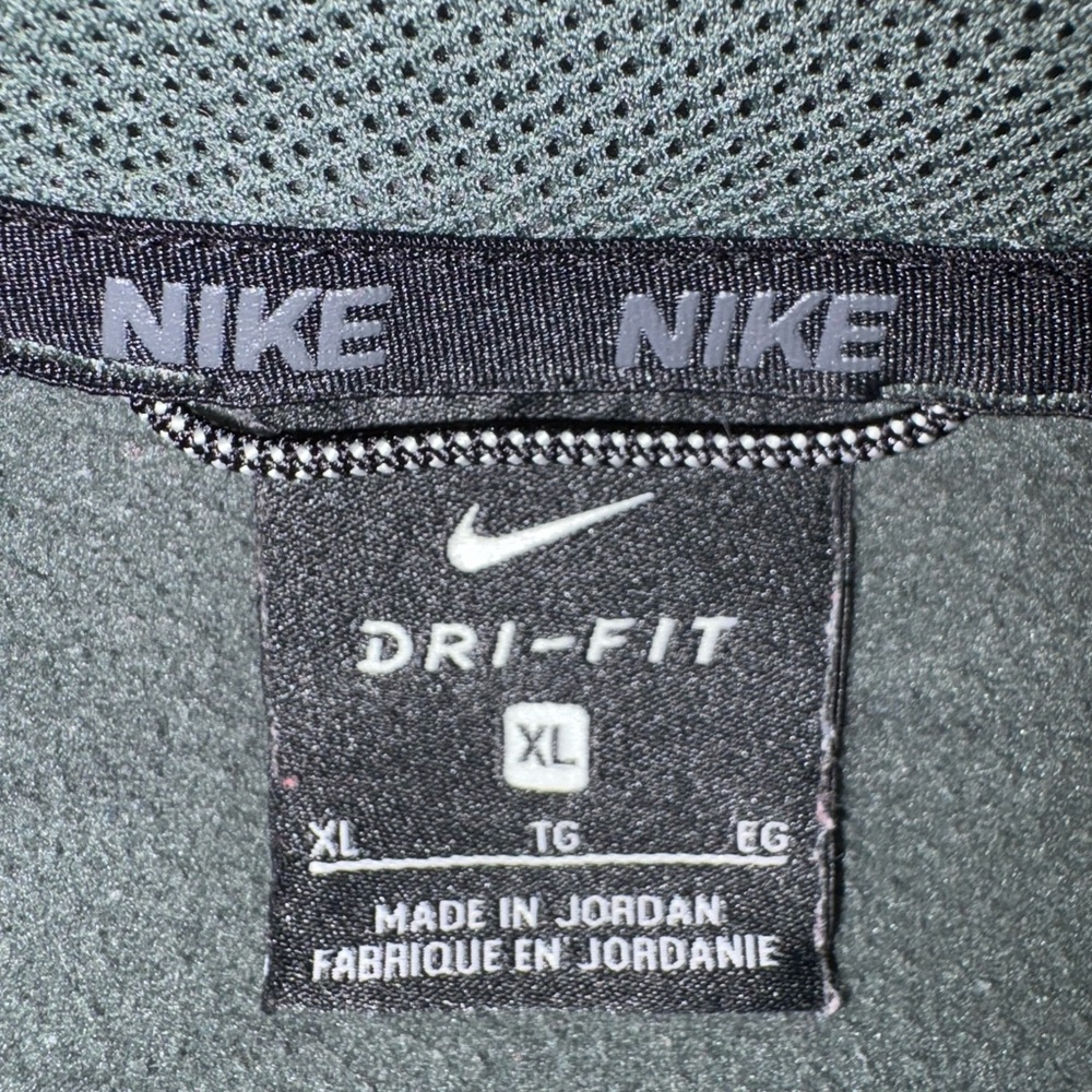 Nike Gray Dri-FIT Performance Shirt - Picture 3 of 3